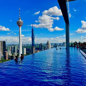 The Platinum By Cozy White , Kuala Lumpur Ma­lay­sia