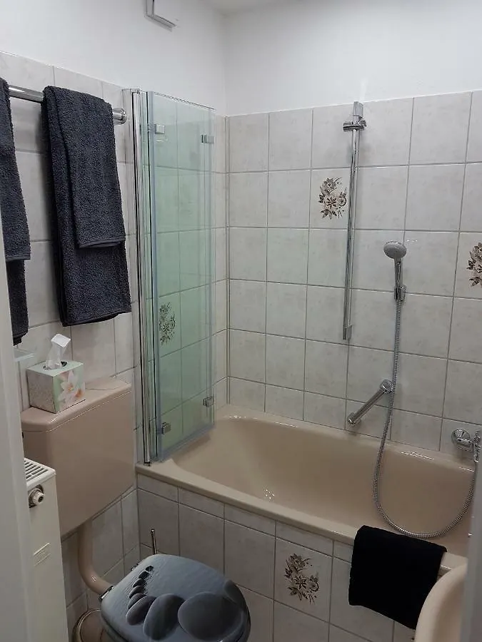 Ferienwohnung Alt-Refrath Bergisch Gladbach 0*,
