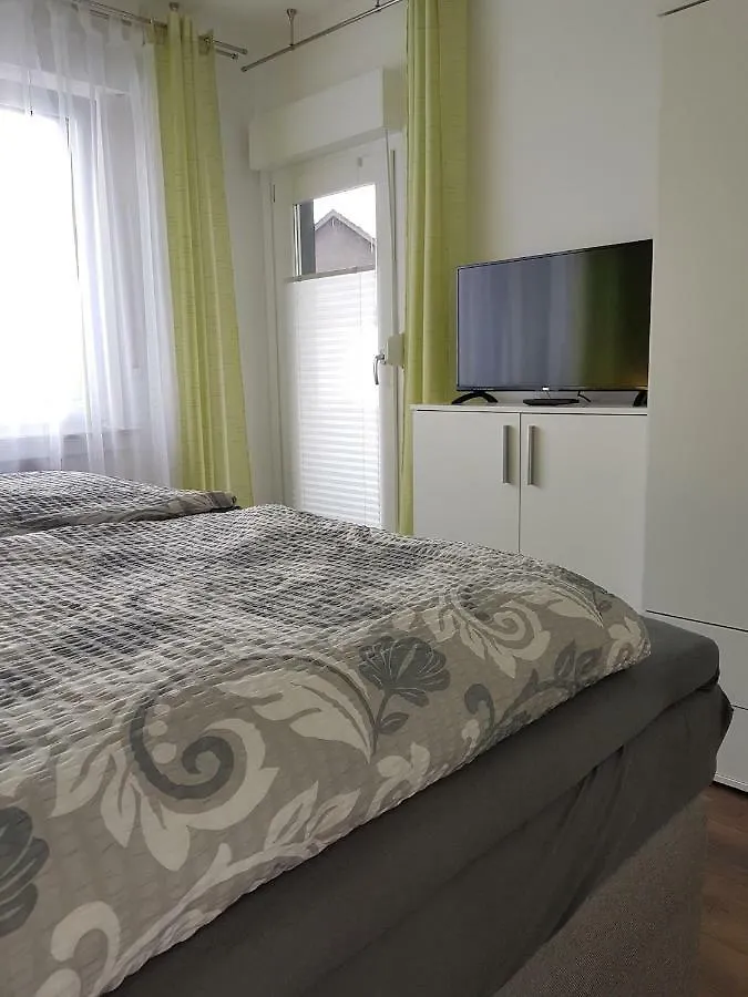 Apartment Ferienwohnung Alt-Refrath Bergisch Gladbach